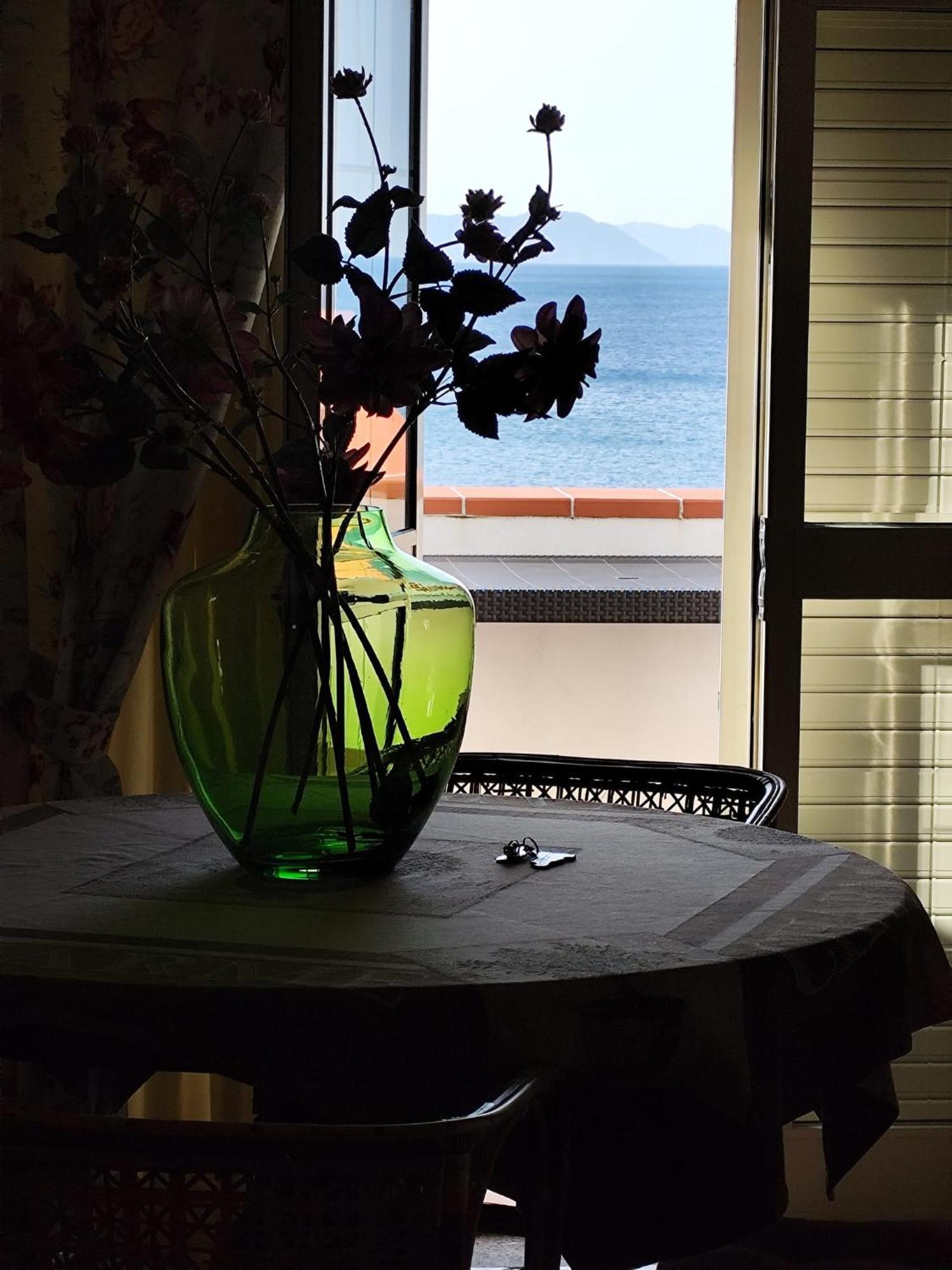 Vacanze Al Mare Patrizia'S Sweet Home Terme Vigliatore Exteriör bild