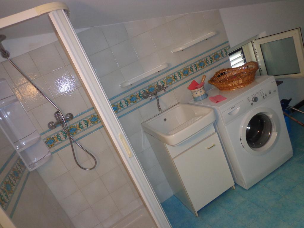 Vacanze Al Mare Patrizia'S Sweet Home Terme Vigliatore Rum bild